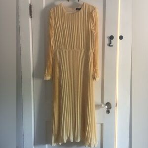 Pale yellow, pleated dress, size large